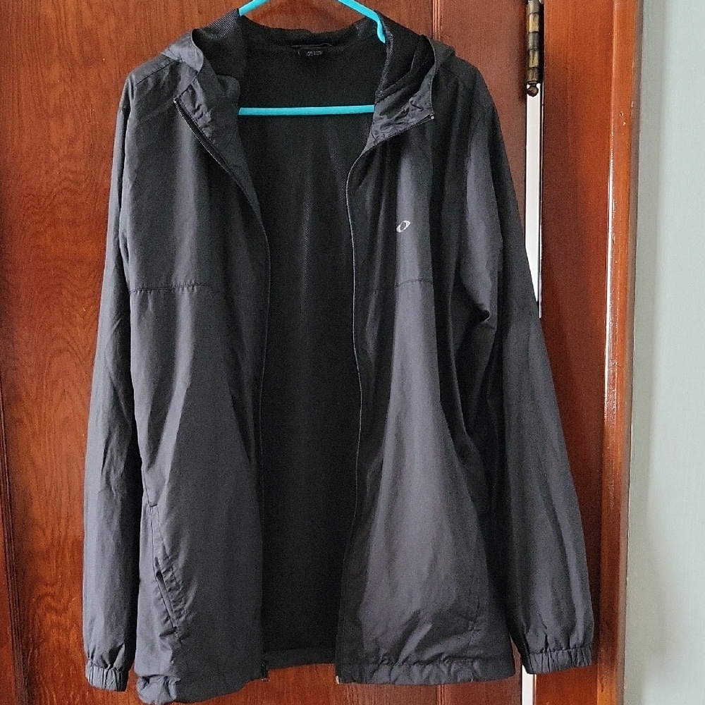 Oakley Black Windbreaker Jacket Contemporary Style